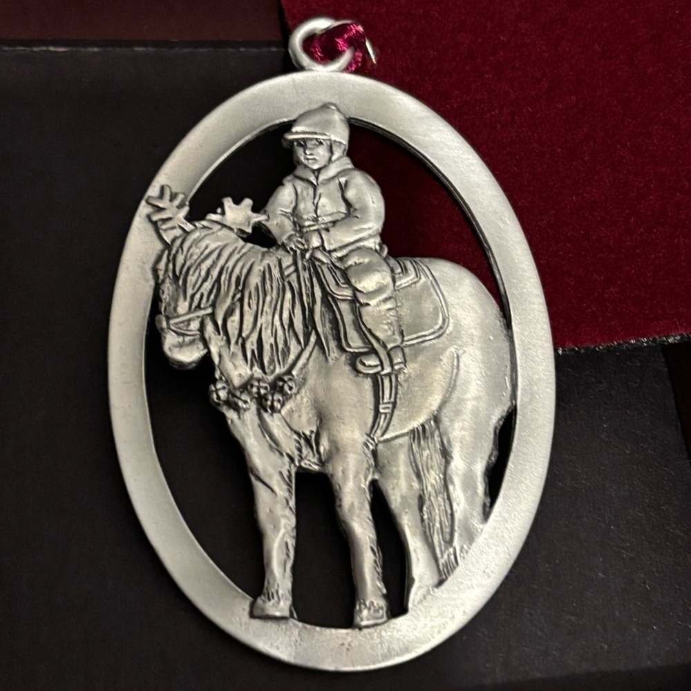 Seagull Pewter Horse ornament cantra 2003 in box
